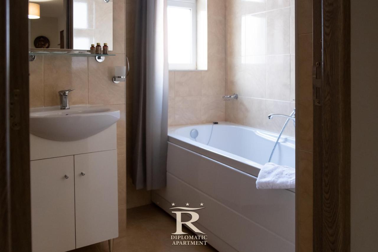 Apartament Modern Rivulus 28 Baia Mare Bagian luar foto